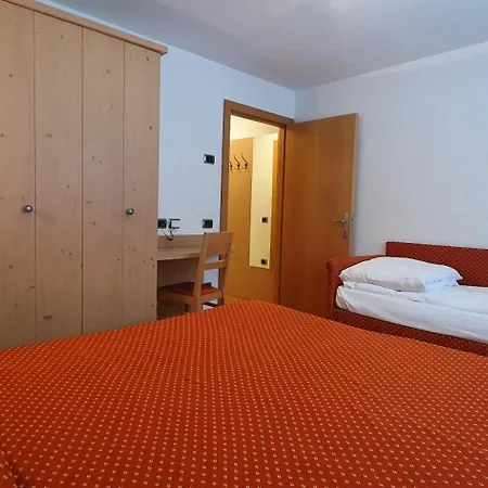 Appartamento Da Meto San Martino Di Castrozza Exterior photo